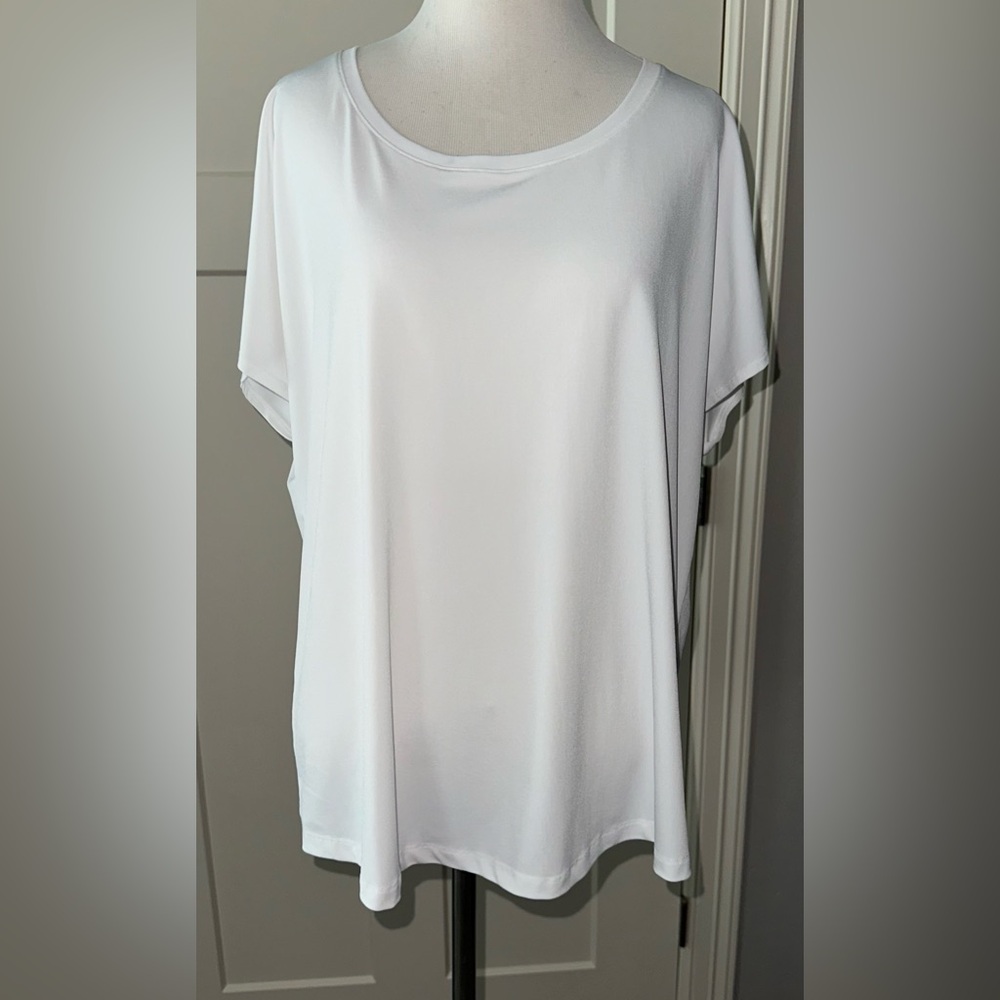 Chico’s Cap Sleeve Curved Hem Tee